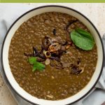 Kaali daal or khari masoor ki daal is a popular Pakistani lentil recipe made with black gram lentils. It can be served with chawal (rice) or roti.